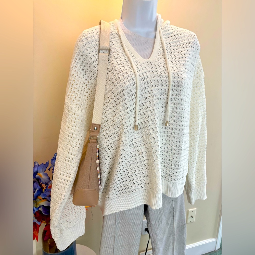 Women's  crochet hoodie! White Knit crochet top! Tunic /hootie! XL sz 14